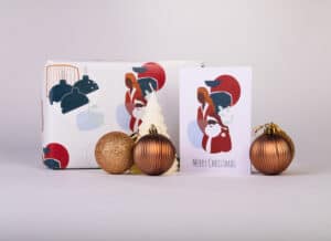 THE CLAUS FAMILY CHRISTMAS GIFT WRAP